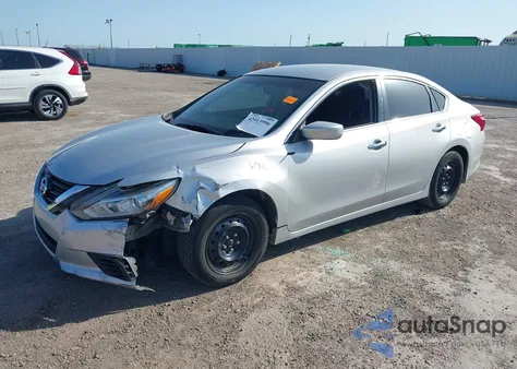 2016 Nissan Altima 2.5/2.5 S/2.5 Sl/2.5 Sr/2.5 Sv из США, поврежденный, VIN 1N4AL3AP5GC173987